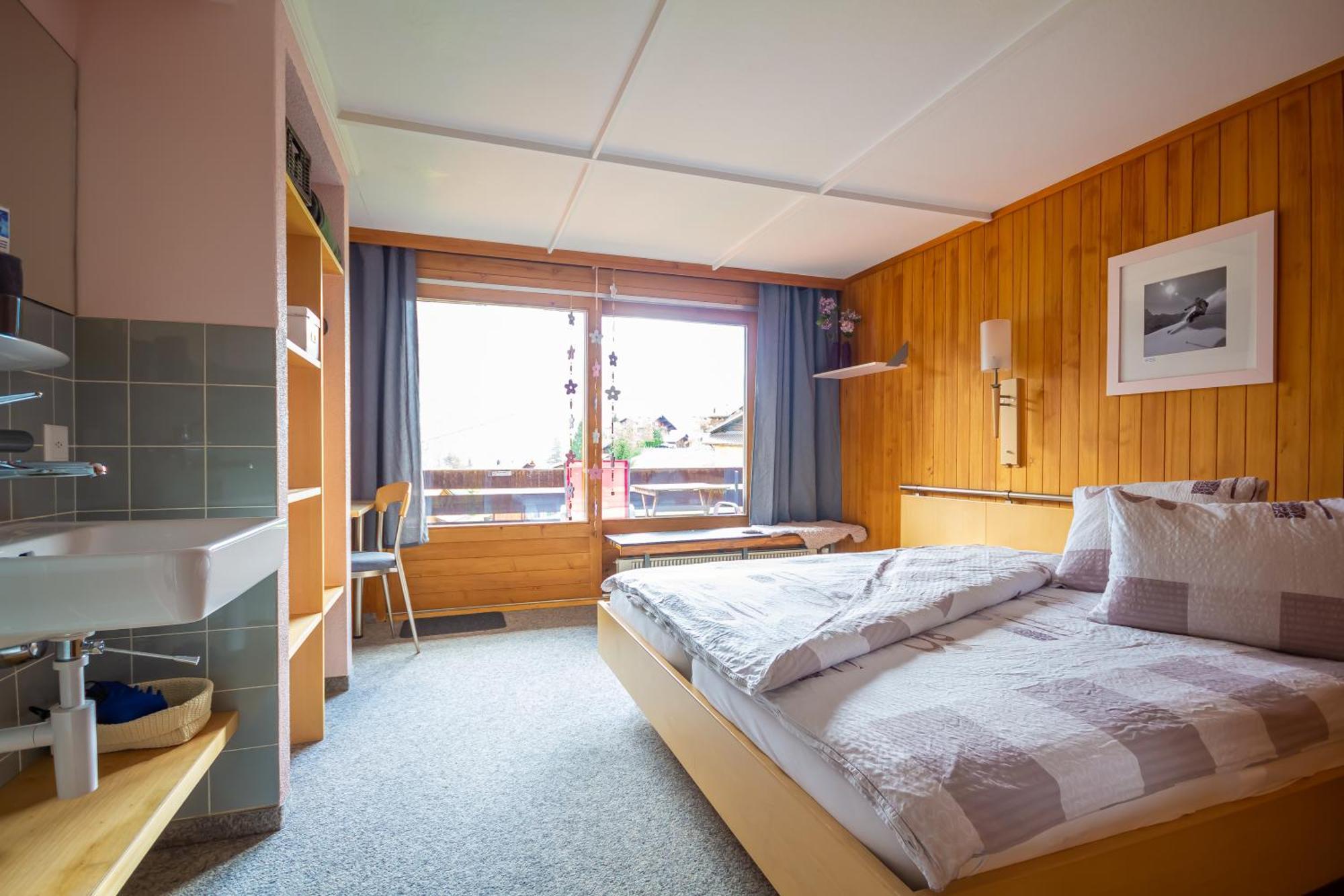 Lauberhorn Hotel Grindelwald Room photo